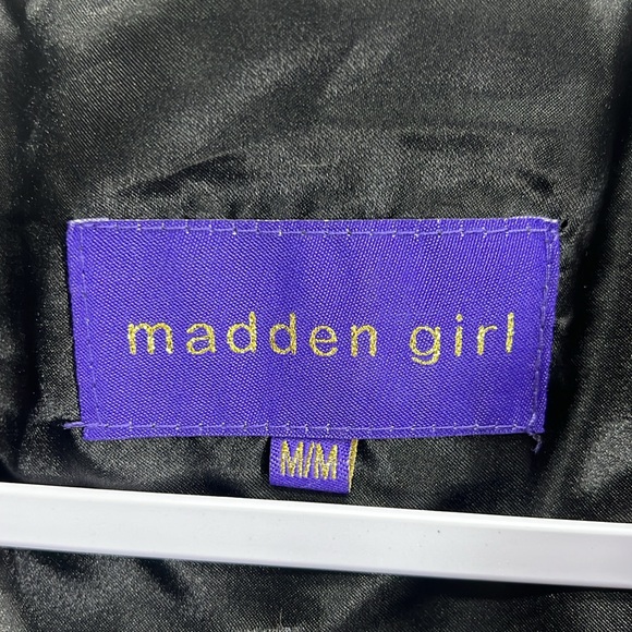 MADDEN GIRL faux fur black vest - Picture 15 of 16
